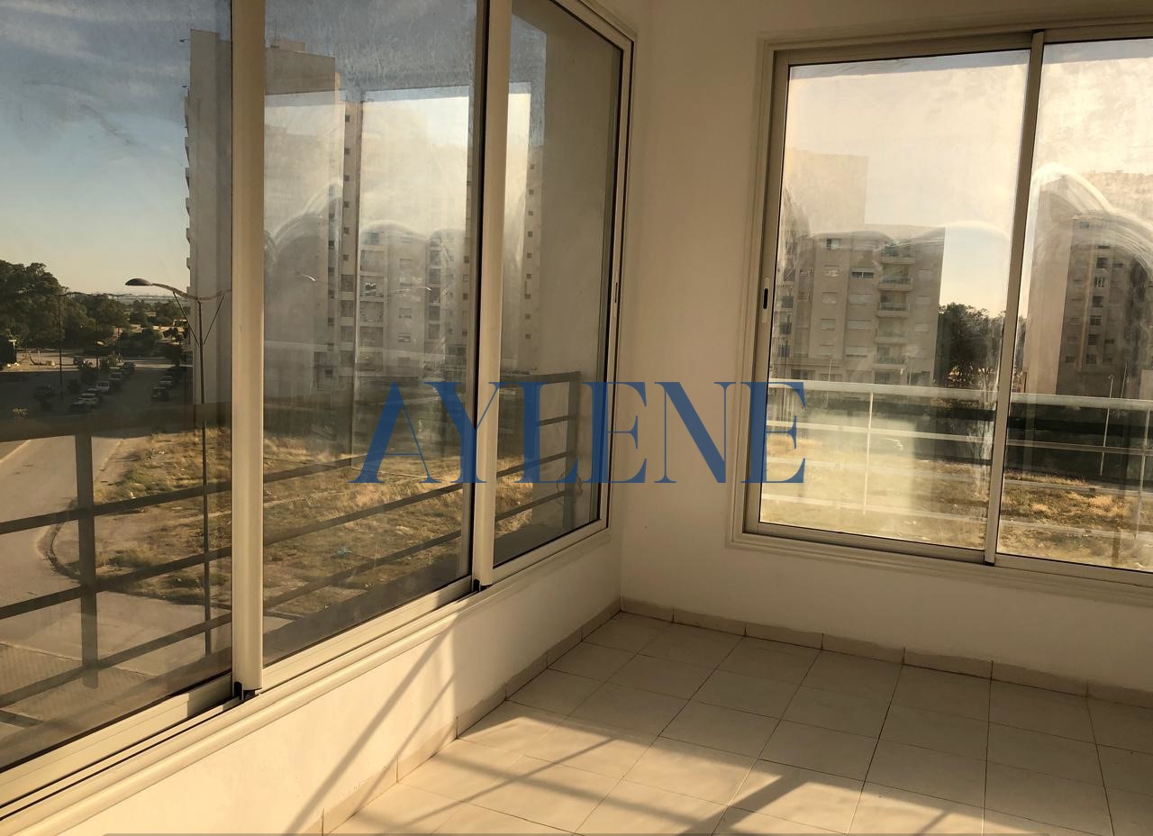 Ain Zaghouan Jardins de Carthage Location Appart. 3 pices Duplex s3 aux jardins de carthage