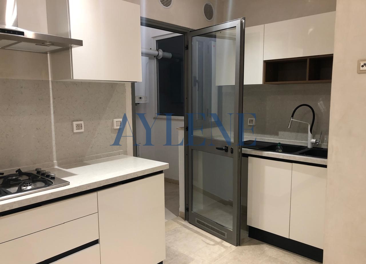 Ain Zaghouan Jardins de Carthage Location Appart. 2 pices S2 avec deux suites et balcon