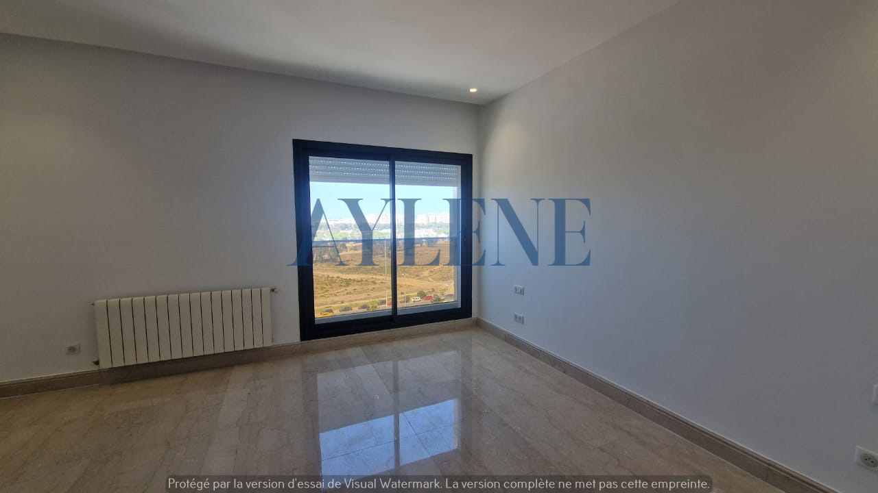 La Marsa Berge Du Lac Location Duplex Penthouse avec piscine au lac 2
