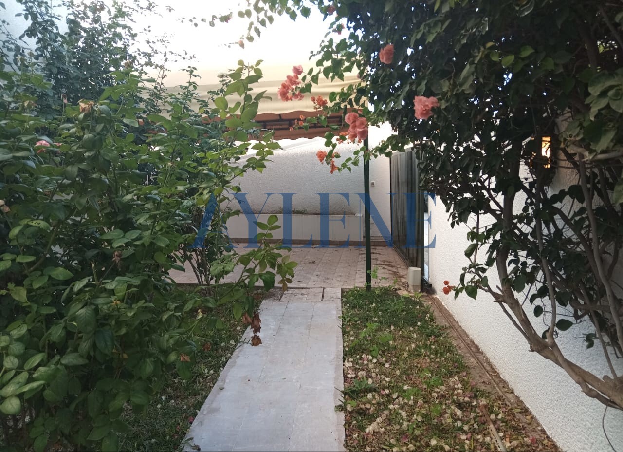 Ain Zaghouan Jardins de Carthage Location Maisons Villa s6 avec piscine aux jardins de carthage