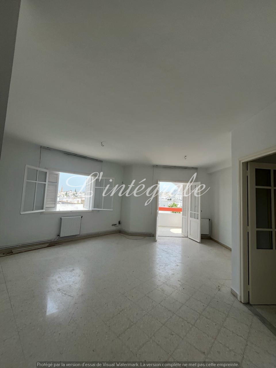 Ariana Ville Cite Ennasr 1 Location Appart. 4 pices Spacieux s3 bon standing