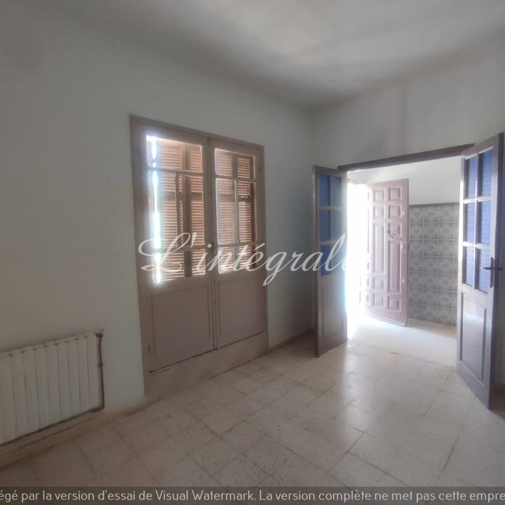 Ariana Ville El Menzah 7 Location Appart. 5 pices+ Grand s4 tage de villa