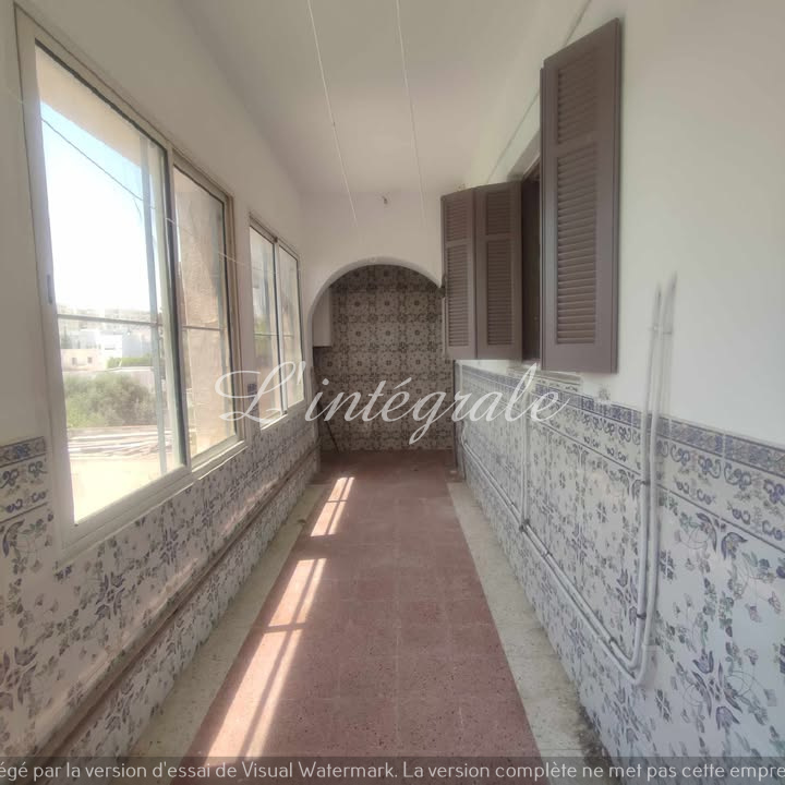 Ariana Ville El Menzah 7 Location Appart. 5 pices+ Grand s4 tage de villa