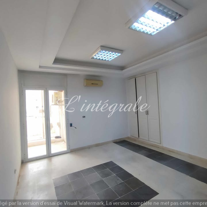 Cite El Khadra Zone urbaine nord Bureaux & Commerces Bureau Grand bureau h4