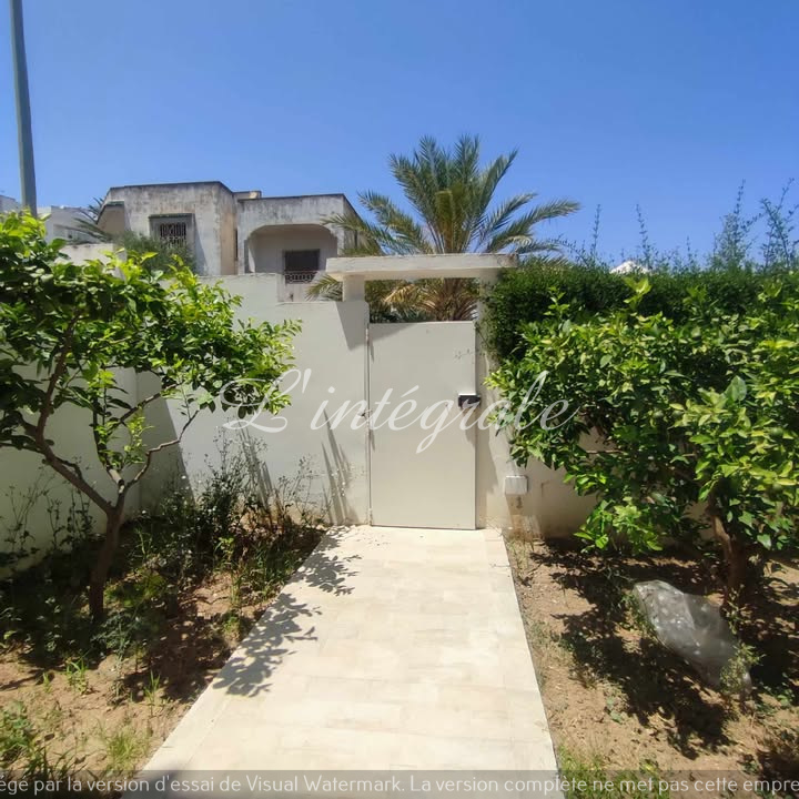 Ariana Ville Cite Ennasr 2 Location Appart. 2 pices S1 avec jardin