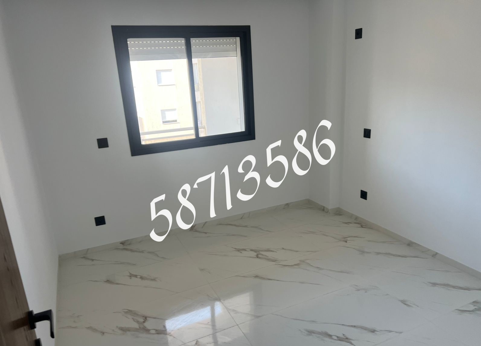 La Marsa El Aouina Location Appart. 1 pice S plus 1cite el wa7at laouina pres carrefour