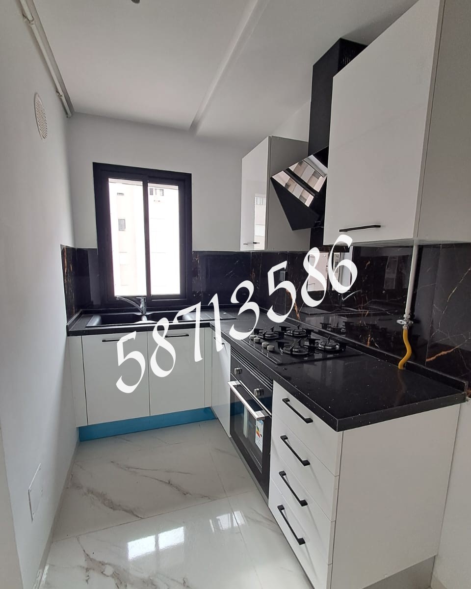 La Marsa El Aouina Location Appart. 2 pices Un s plus 2 a cite el wahat pres ben yaghlene