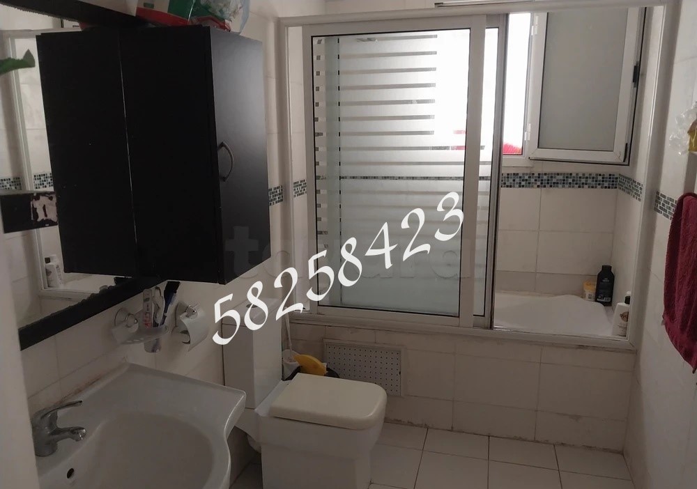 Ain Zaghouan Ain Zaghouan Vente Appart. 4 pices S plus 3  ain zaghouan  tel 58258423 fb 7771