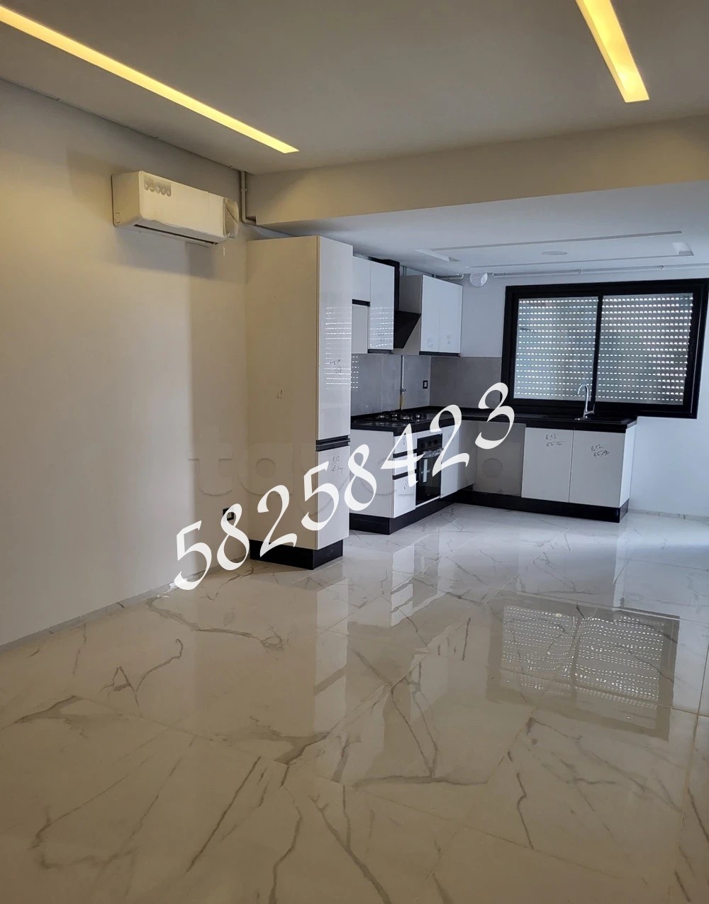 La Marsa El Aouina Location Appart. 3 pices S plus 2 jardins el aouina tel 58258423  fb 8032