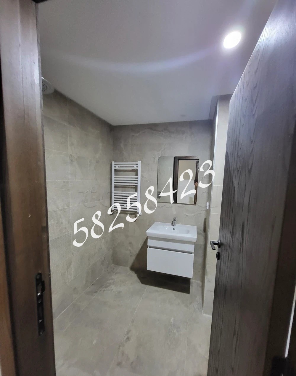 La Marsa El Aouina Location Appart. 3 pices S plus 2 jardins el aouina tel 58258423  fb 8032