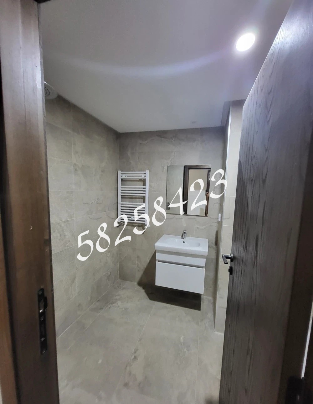 La Marsa El Aouina Location Appart. 3 pices S plus 2 jardins el aouina tel 58258423  fb 8032