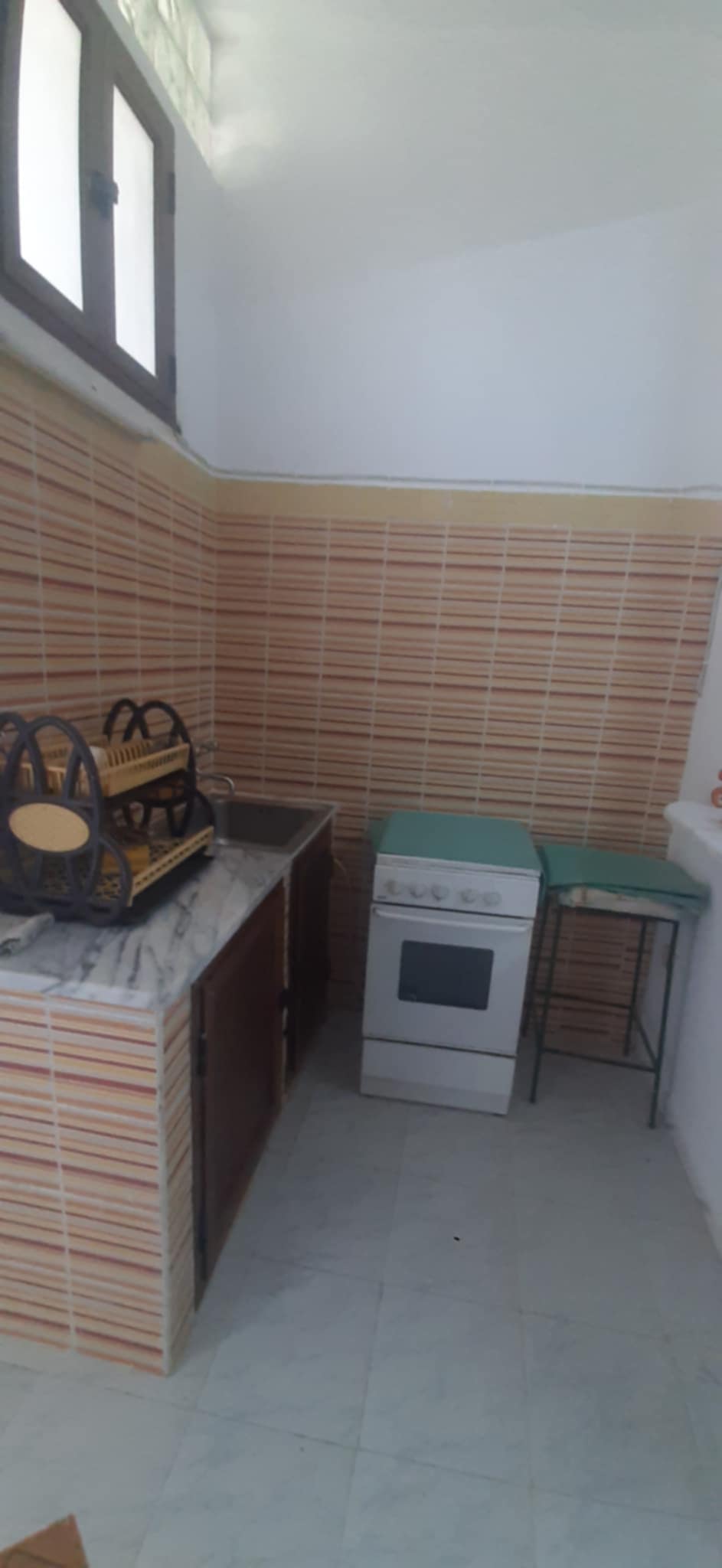 Bizerte Nord Cite El Korniche 1 Location vacances Appart. 1 pice Studio meubl  quelques mtre de la plage