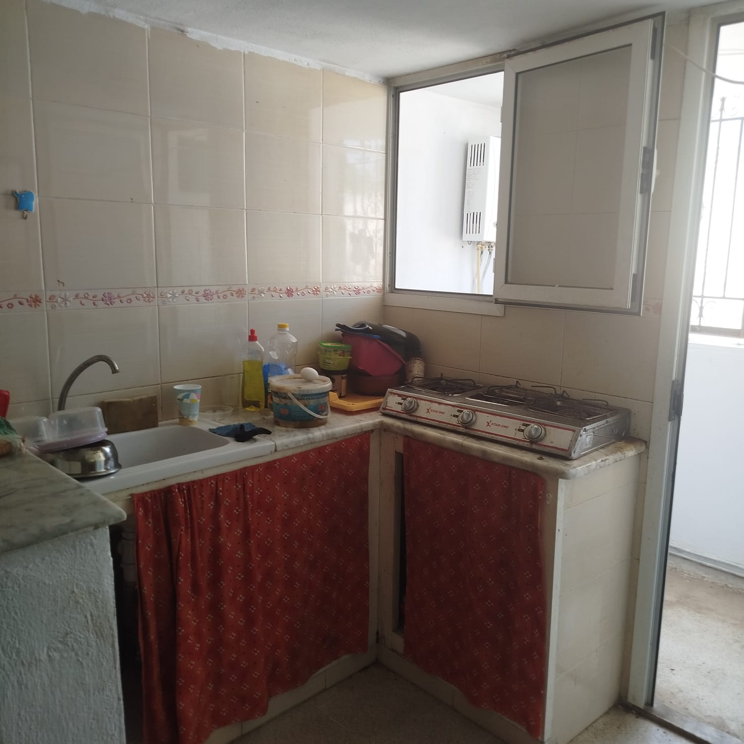 El Menzah Cite Caravelles Location Appart. 1 pice Studio s0 meubl  cite el mahrajene
