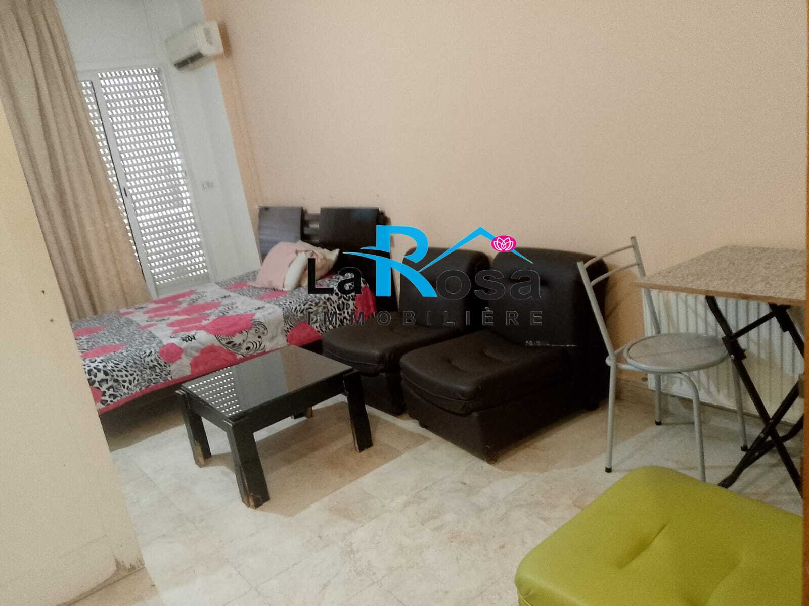 El Menzah El Manar 2 Location Appart. 1 pice Magnifique studio s0  manar2