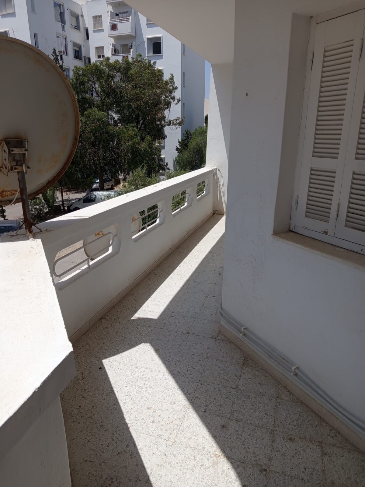 El Menzah El Manar 1 Location Appart. 2 pices Spacieux studio s1  manar1