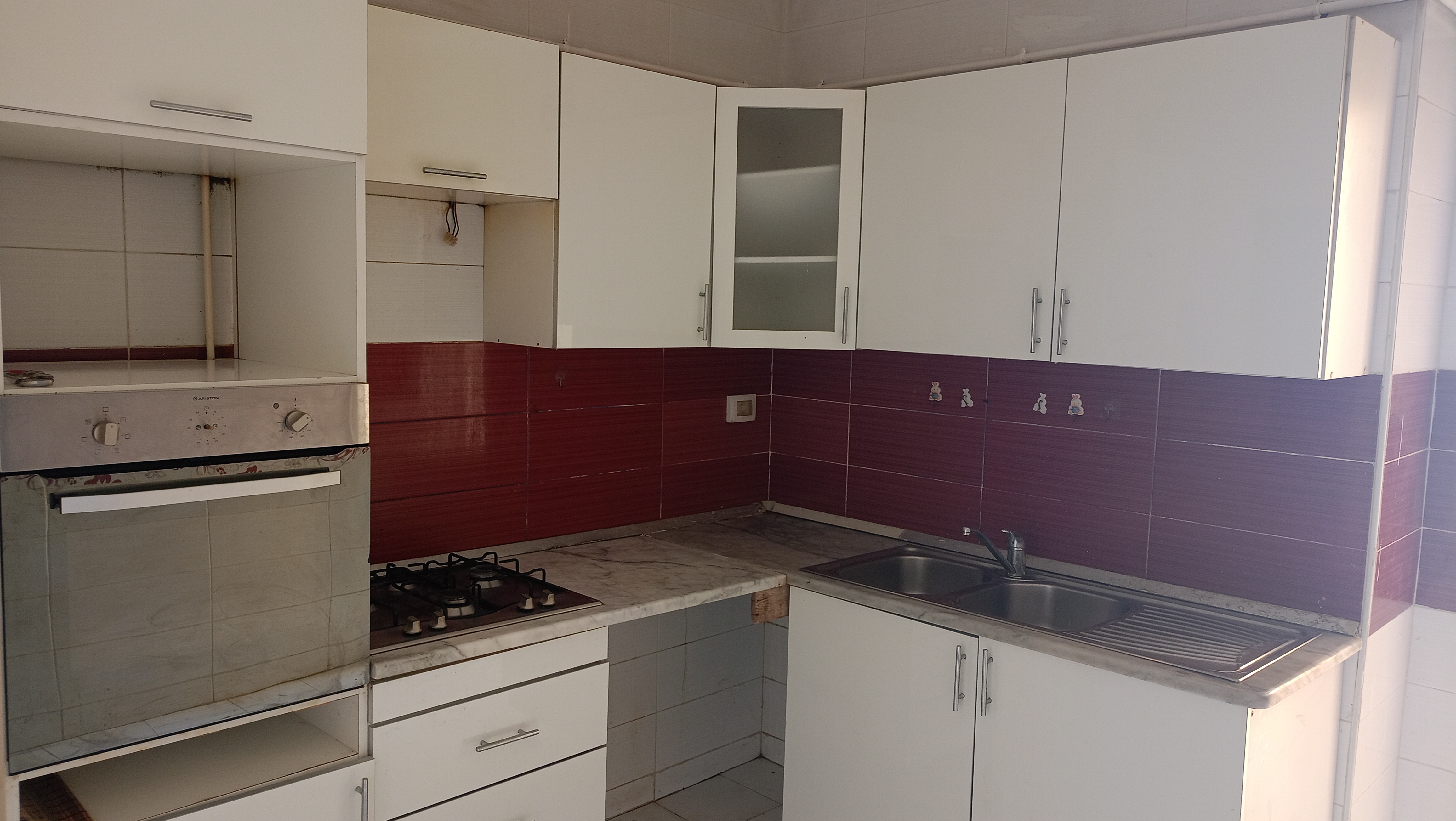 Raoued Cite El Ghazala 2 Location Appart. 4 pices Appartement s3