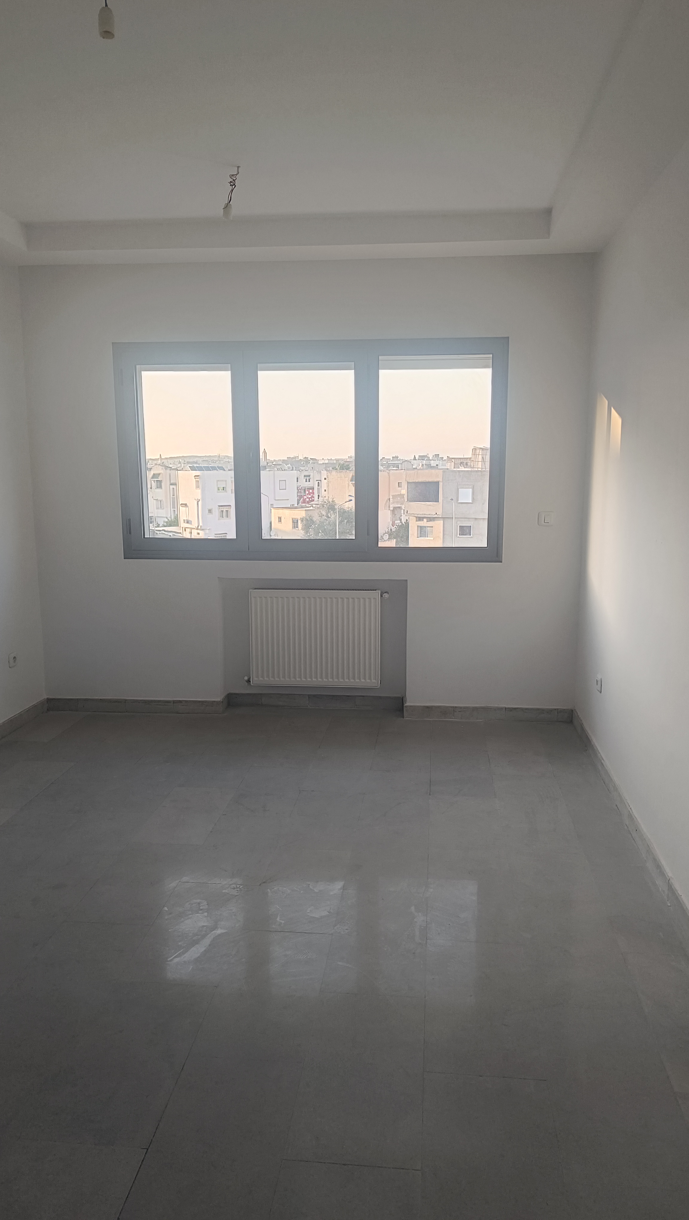 El Mourouj El Mourouj Location Appart. 2 pices App h st tout neuf