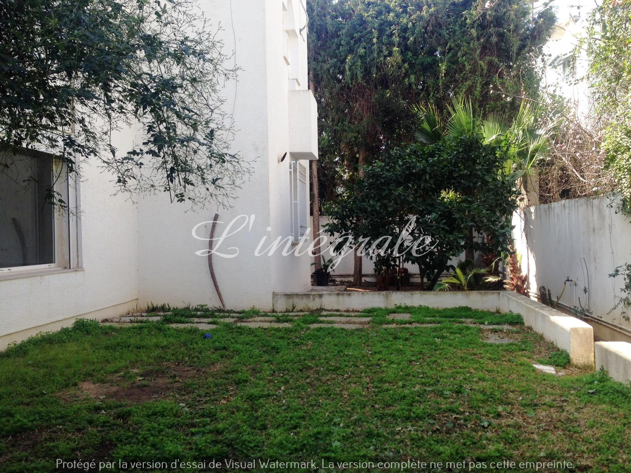El Menzah El Menzah 9 Location Maisons Charmante villa 5 pices avec jardin