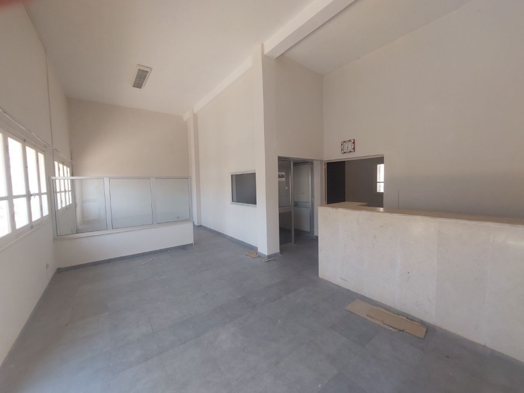 Fouchana Zone Industrielle El Meghira Location Autre Al un local industrielle 450m2 zim