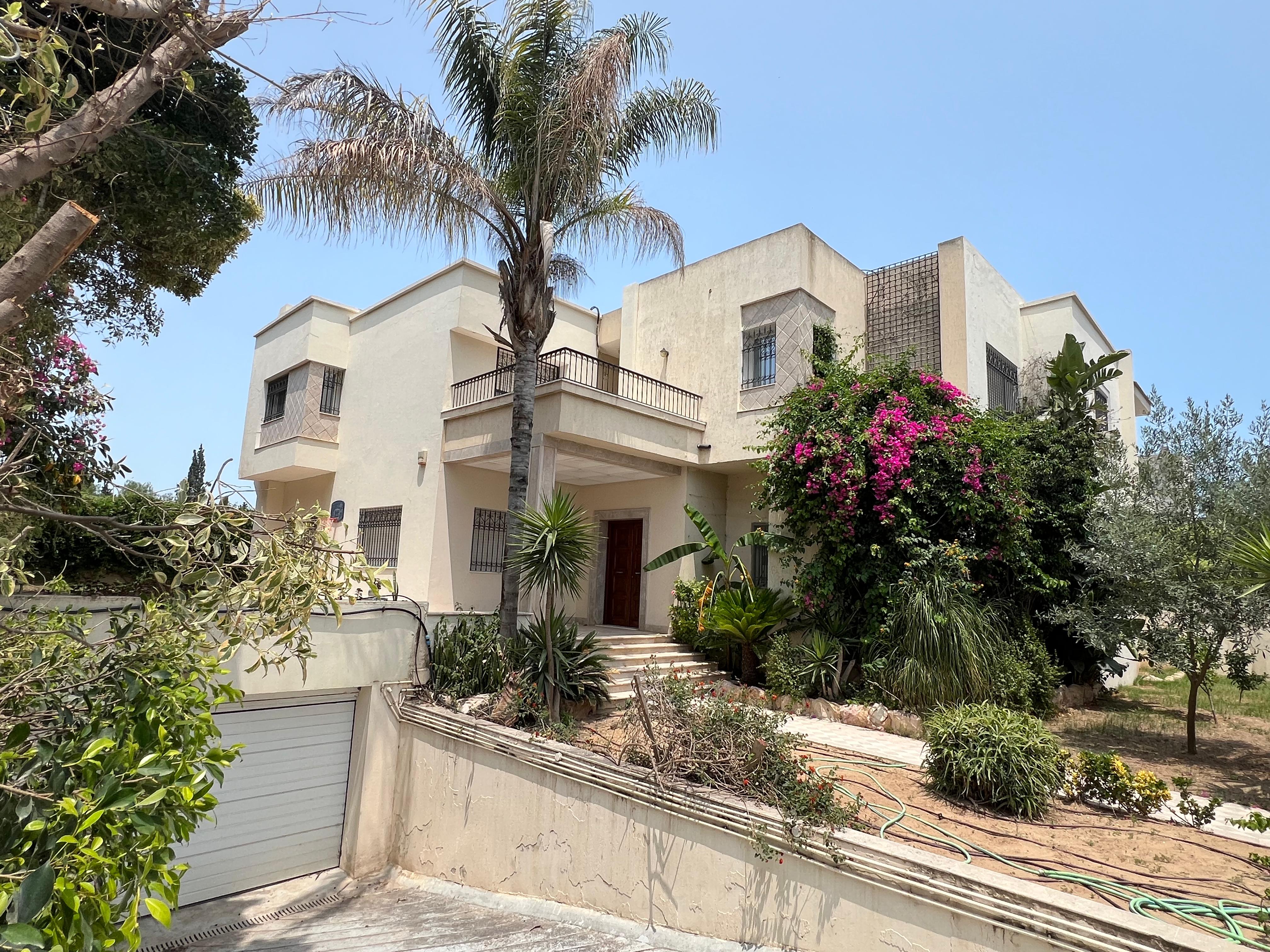 La Marsa El Aouina Location Maisons Villa haute standing a laiouina