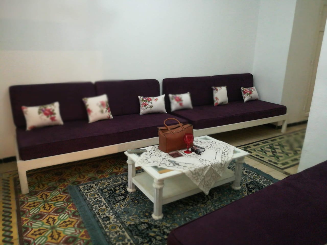 Bab Bhar Hedi Chaker Location Appart. 3 pices Chambre individuelle spacieuse pour fille
