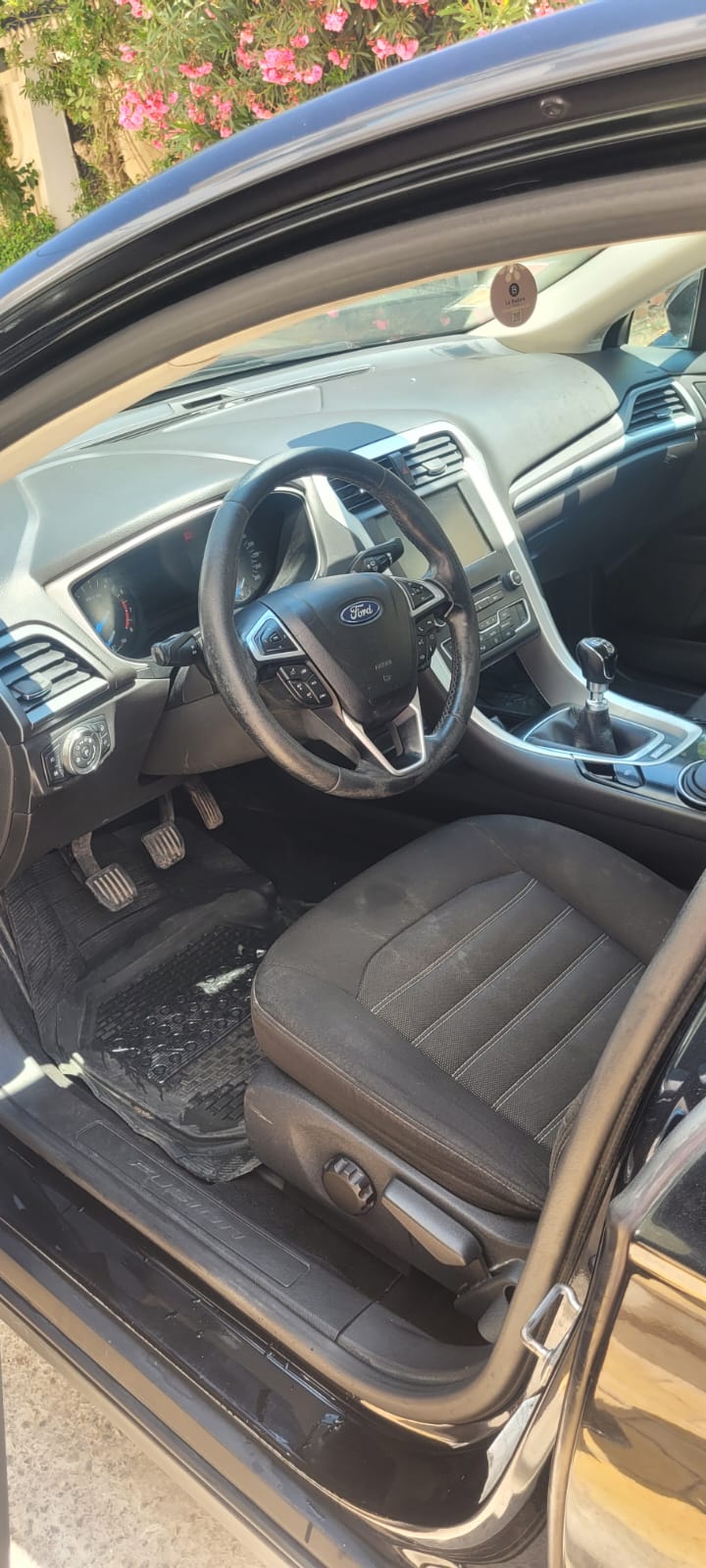 Ariana Ville El Menzah 6 Ford Fusion Ford fusion se 2016