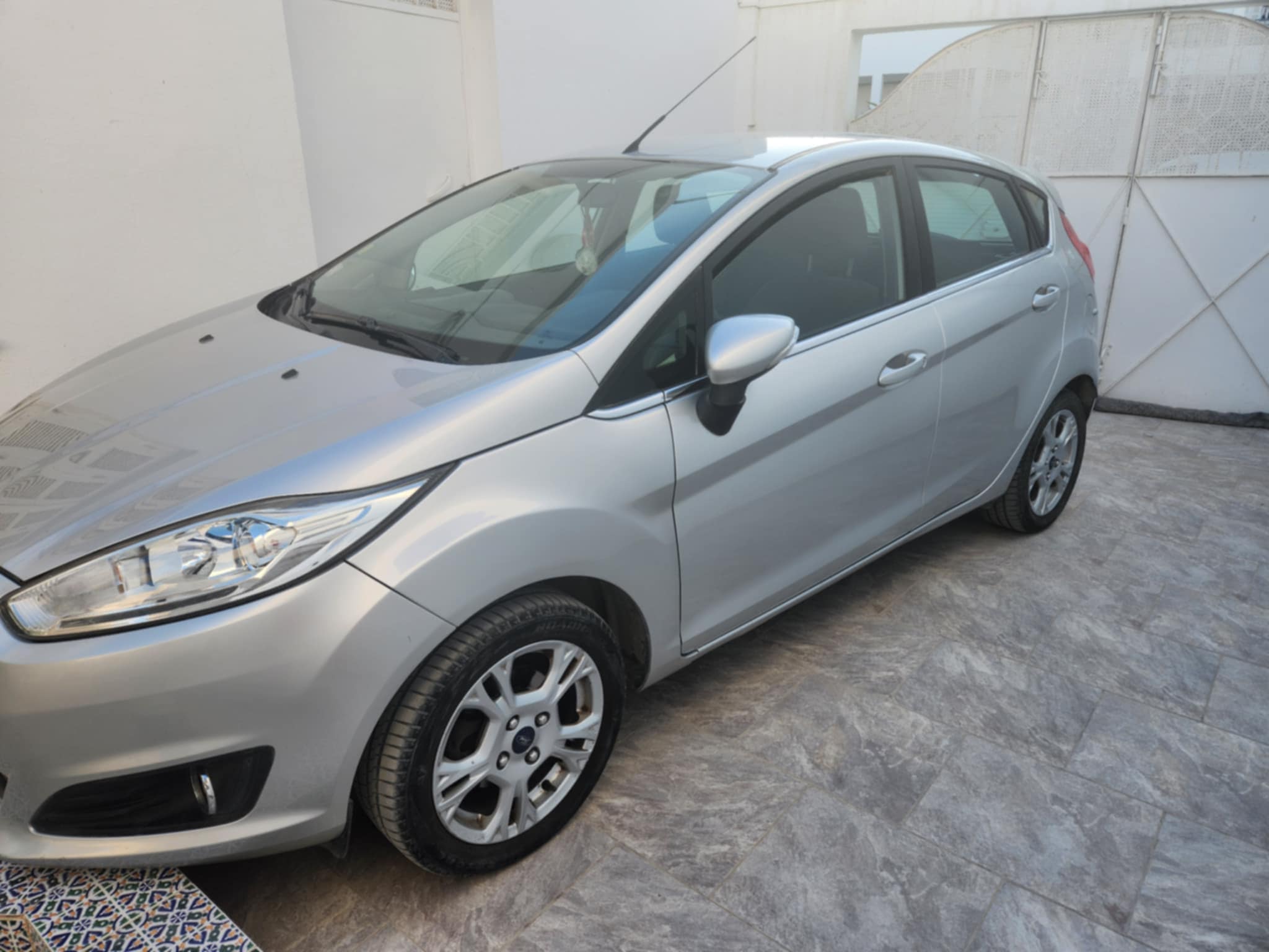 Cite El Khadra Kheireddine Pacha Ford Fiesta Ford fiesta ecoboost 100 chdin