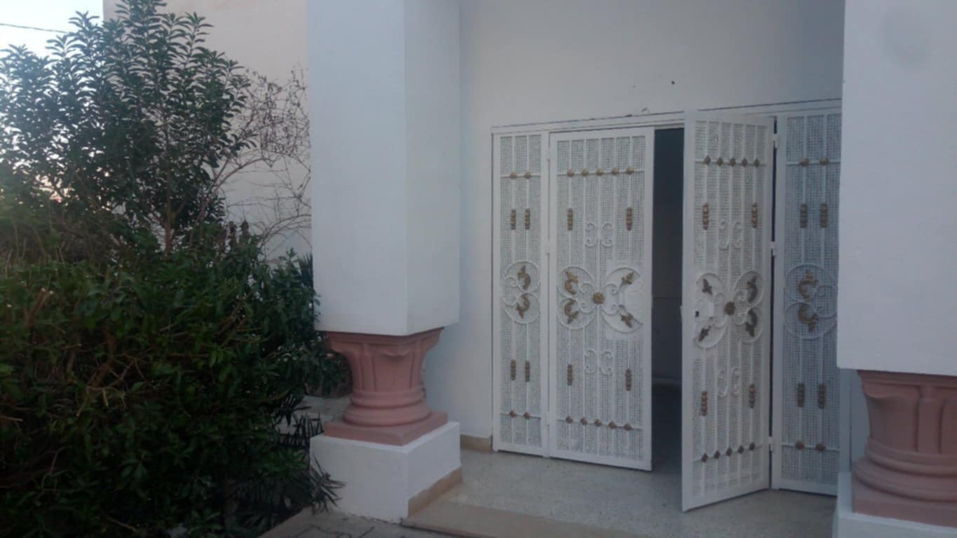 La Soukra Borj Louzir Vente Appart. 3 pices Un appartement s2