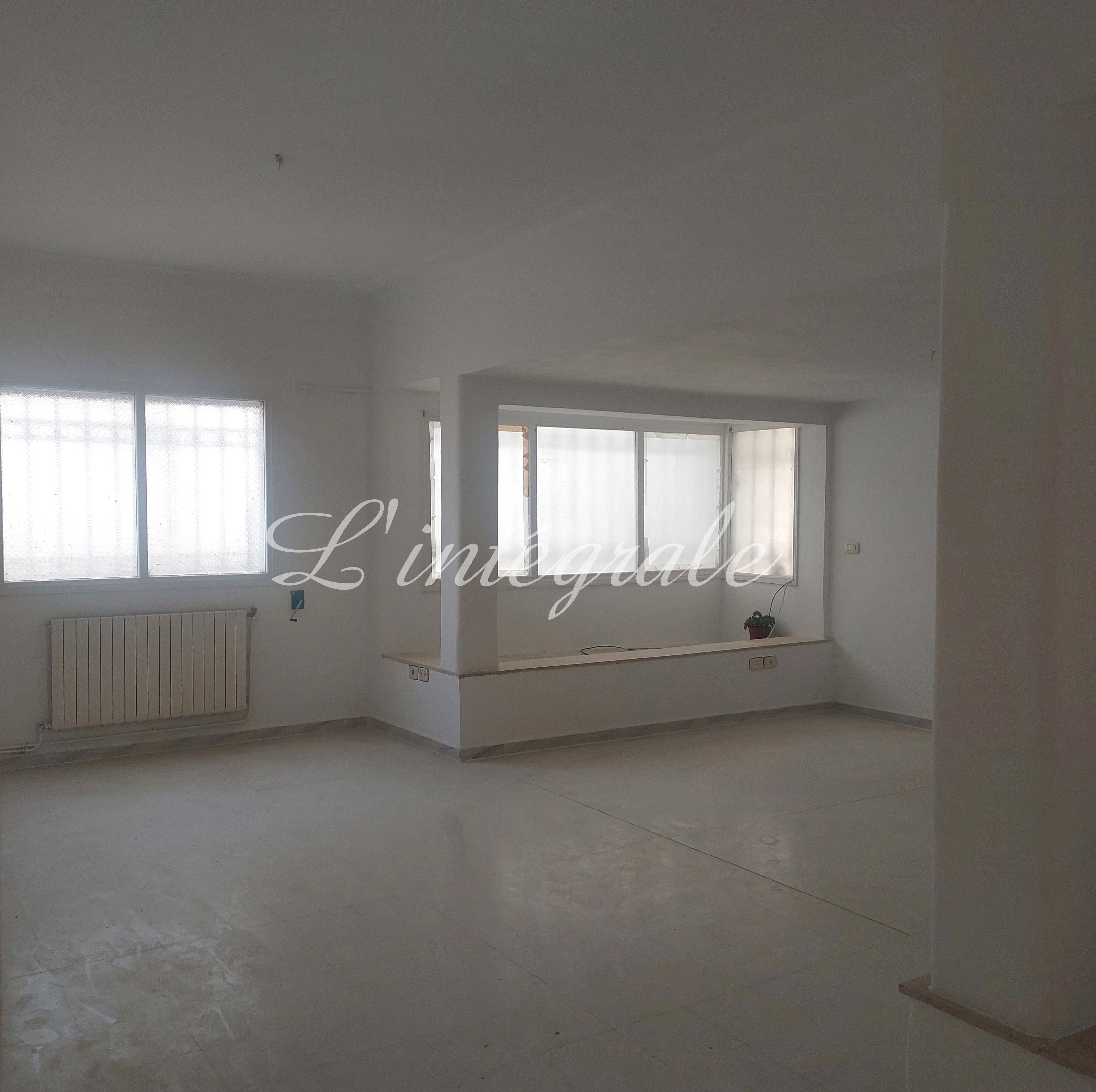 Ariana Ville Cite Ennasr 2 Location Maisons Spacieux s3 rez de chausse villa