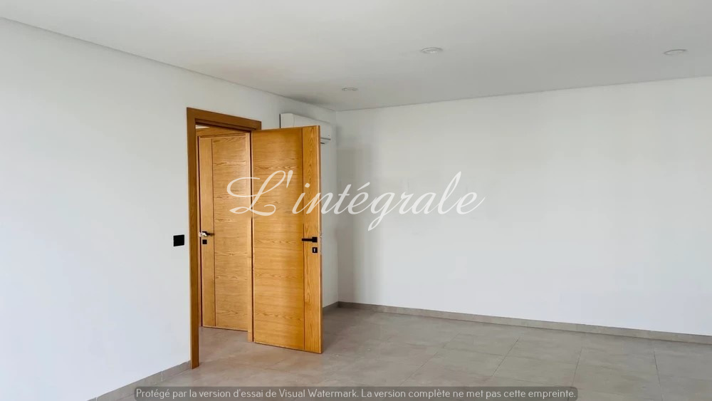 El Menzah Tunis Belvedere Bureaux & Commerces Bureau Bureau haut standing de 2 grandes pices