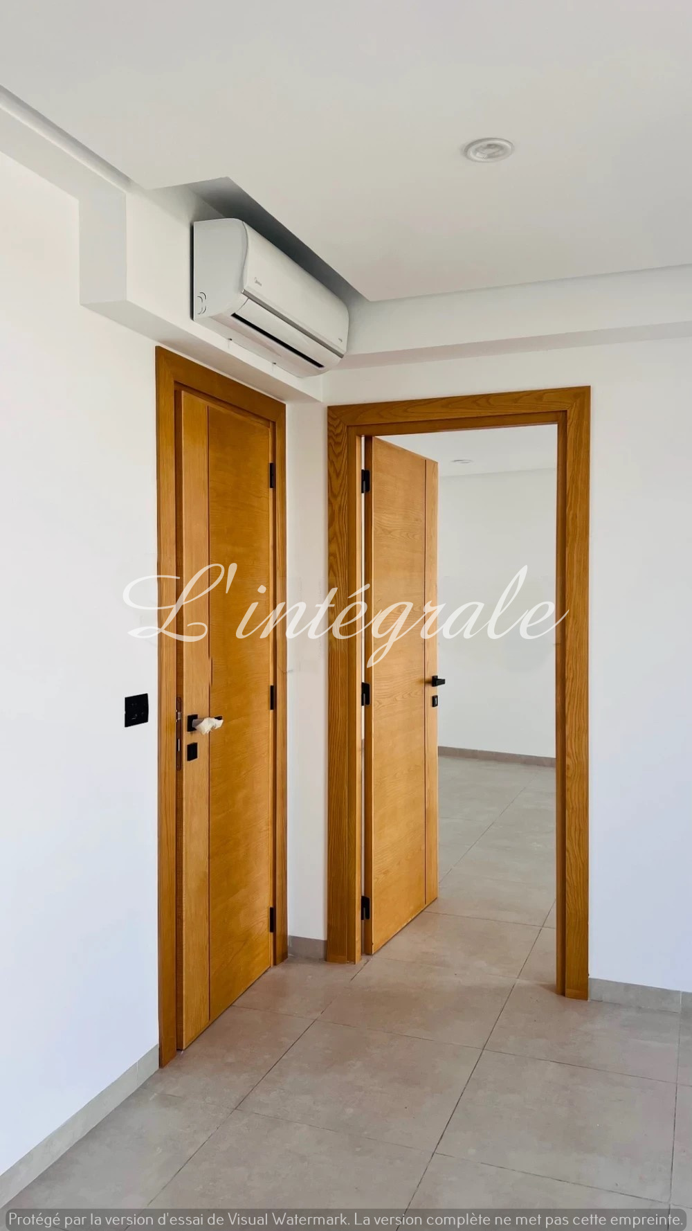 El Menzah Tunis Belvedere Bureaux & Commerces Bureau Bureau haut standing de 2 grandes pices