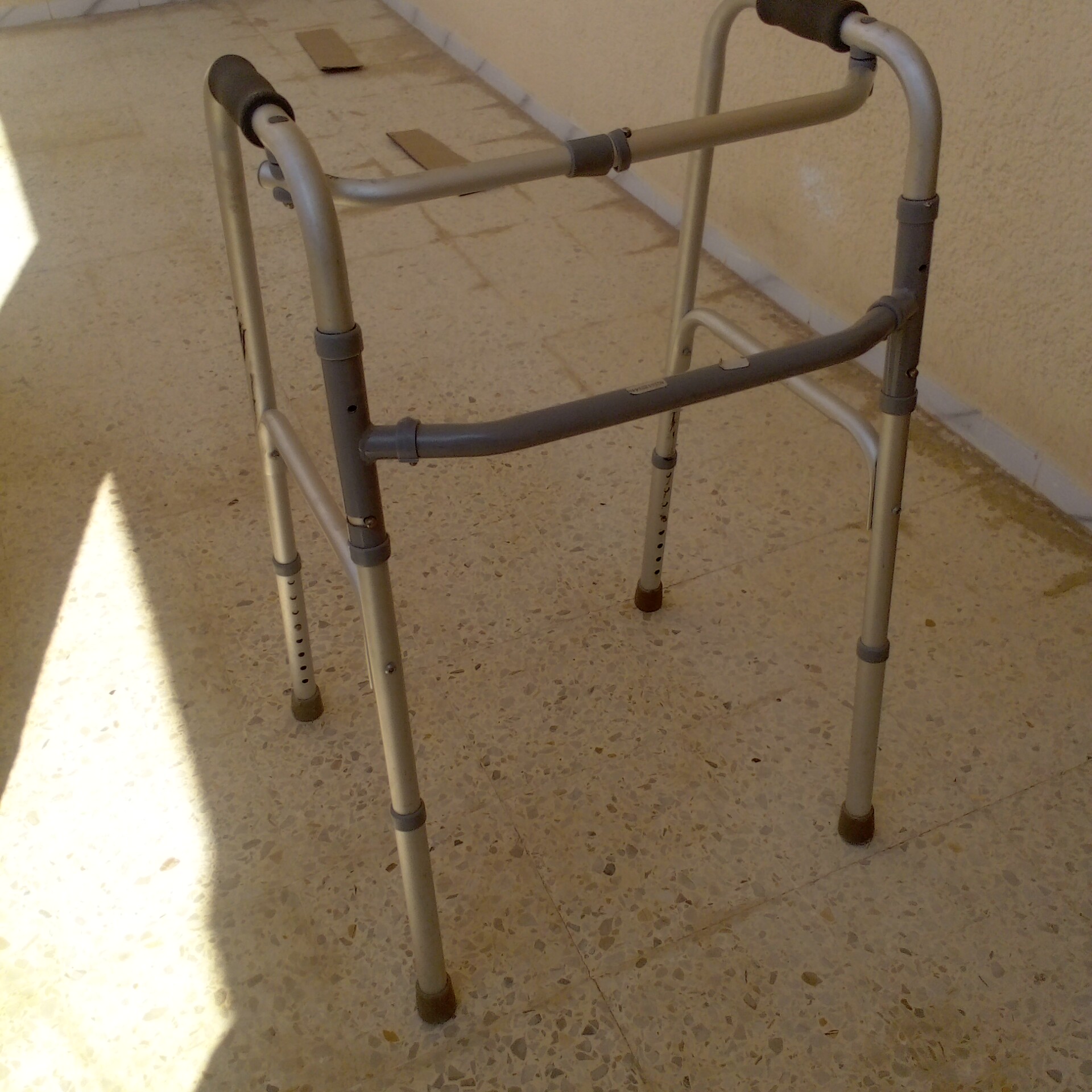 La Soukra Borj Louzir Autre Autre Dambulateur 85 dt