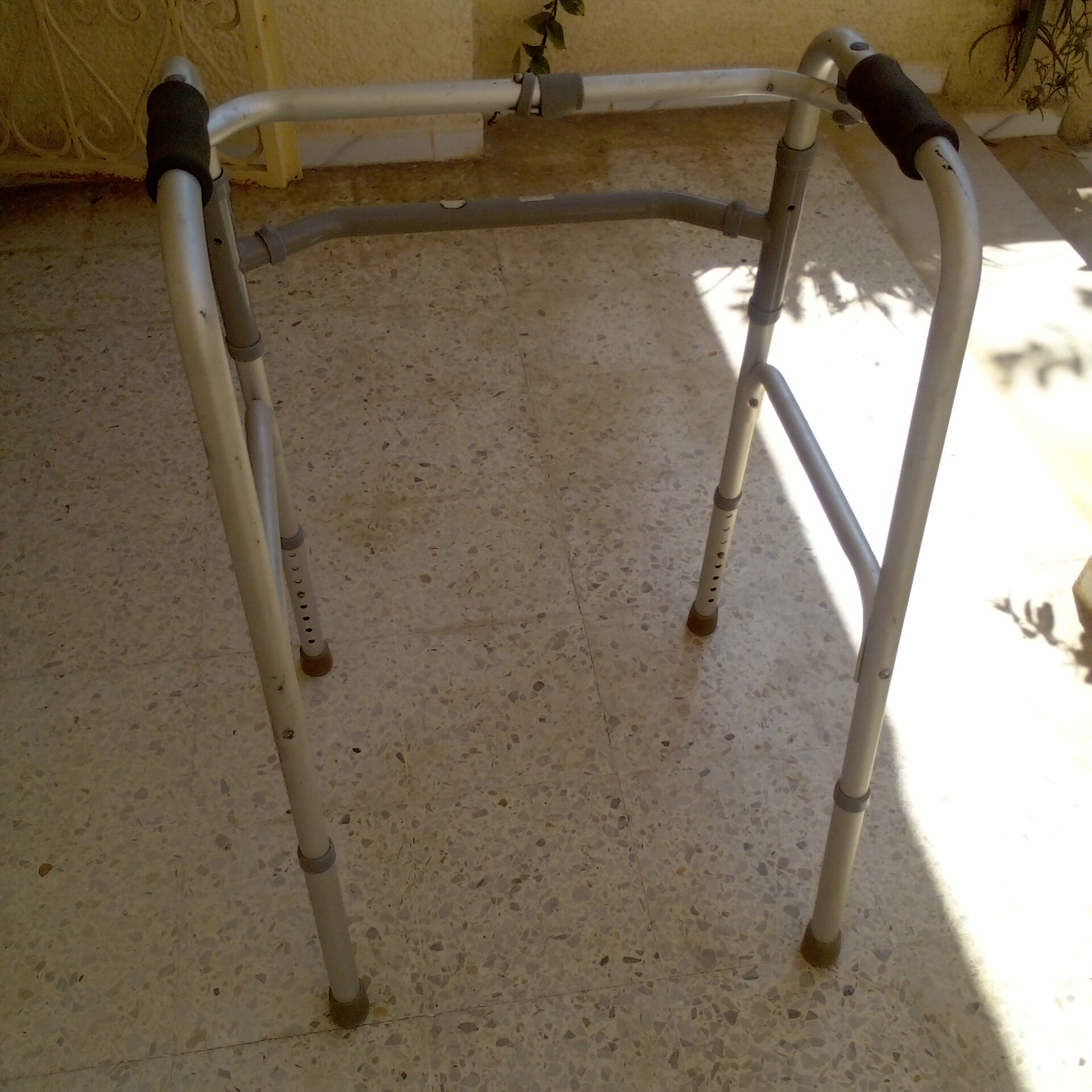 La Soukra Borj Louzir Autre Autre Dambulateur 85 dt