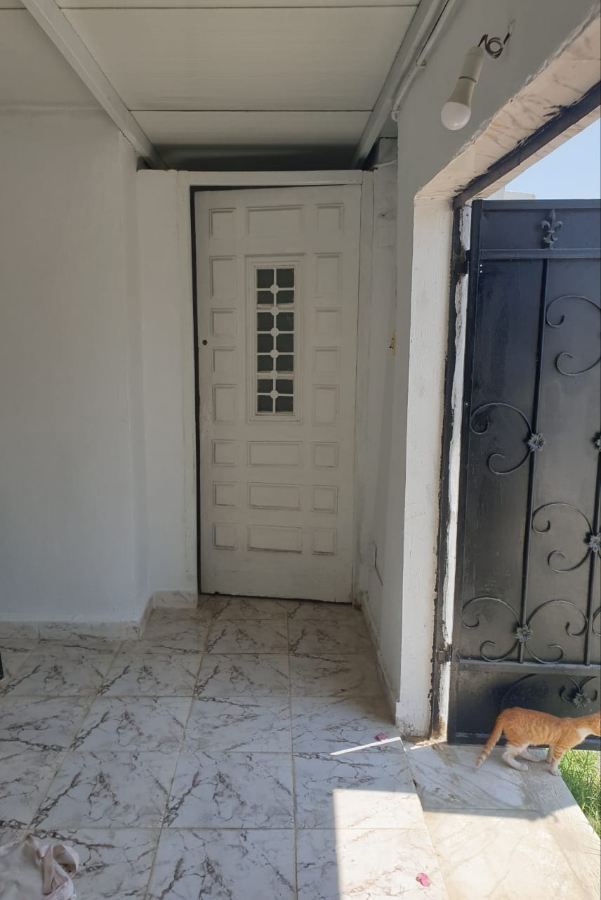 Mannouba La Mannouba Location Surfaces Local commercial