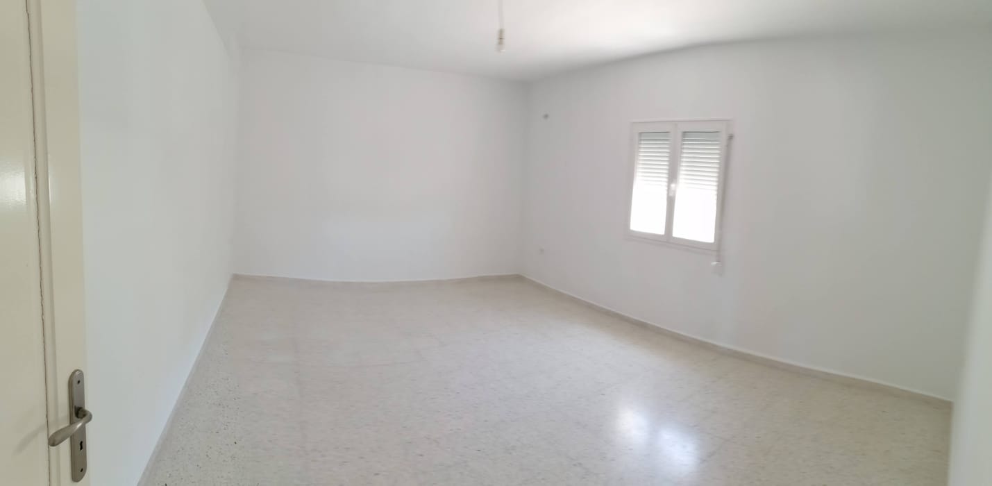 Raoued Cite El Ghazala 2 Location Appart. 2 pices Appartement spacieux et lumineux