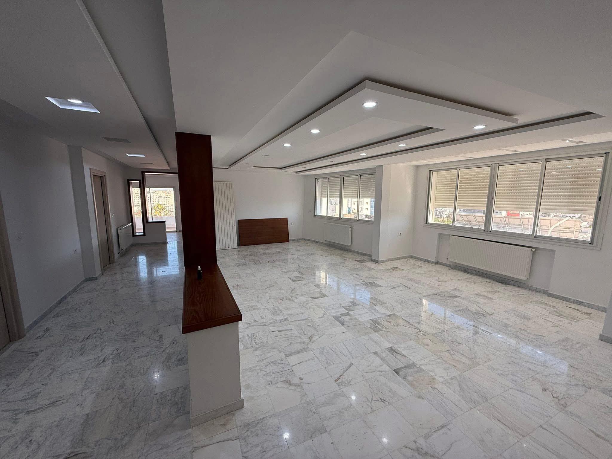 Ariana Ville Cite Ennasr 2 Location Maisons Etage de villa s3 2000 d a ennasr 2