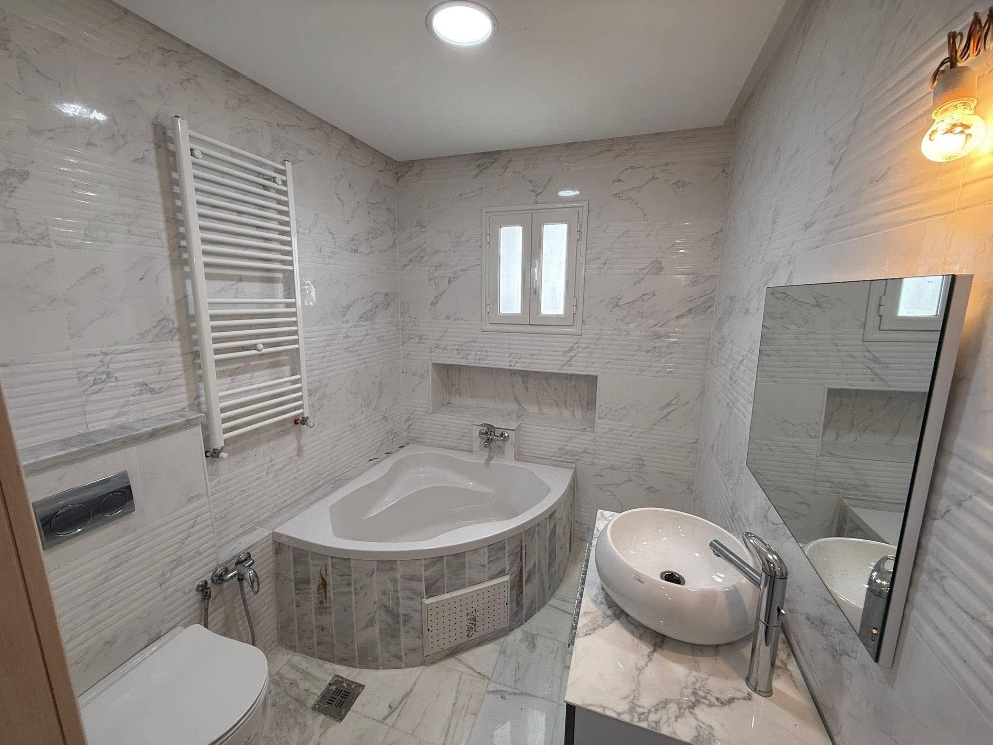 Ariana Ville Cite Ennasr 2 Location Maisons Etage de villa s3 2000 d a ennasr 2
