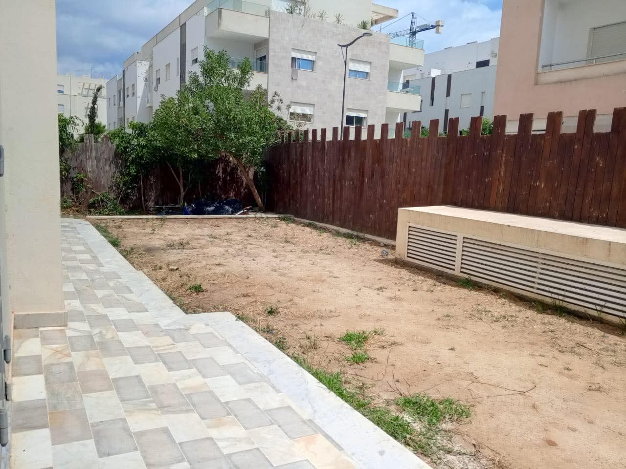 Ain Zaghouan Jardins de Carthage Location Appart. 3 pices S2 rdc 2300 d jardin de carthage