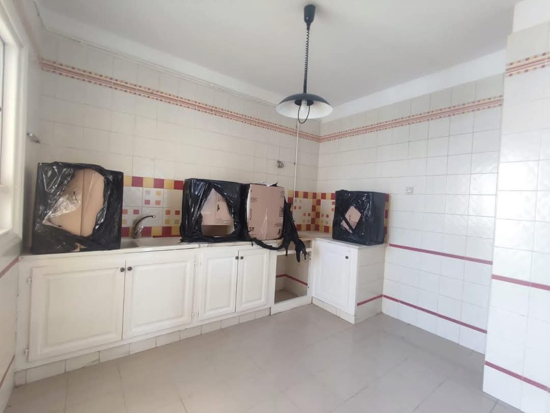 Ariana Ville Riadh Landlous Location Appart. 4 pices S3 riadh el andalous 1300 d