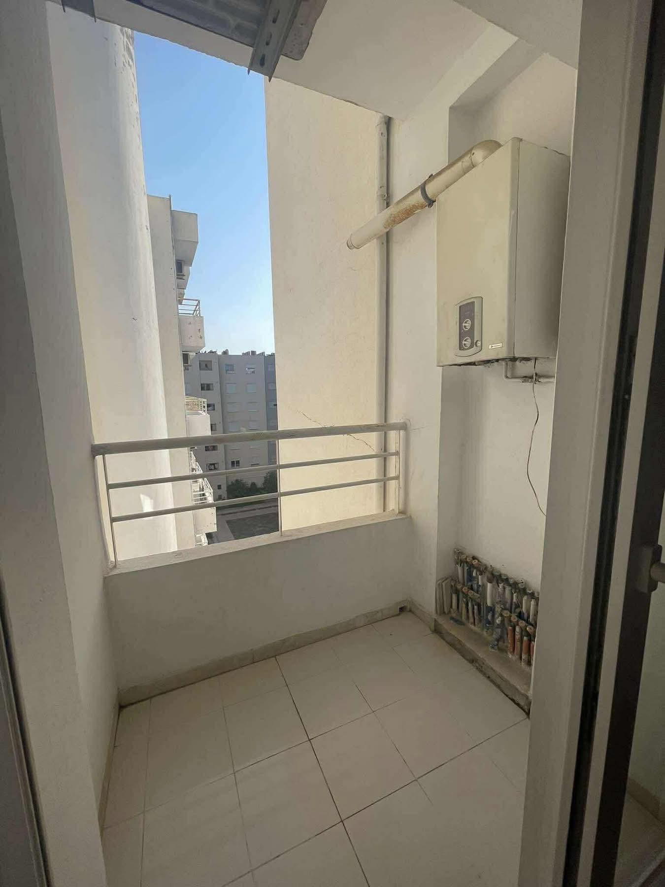 Cite El Khadra Zone urbaine nord Location Appart. 2 pices S1 1100 d centre urbain nord
