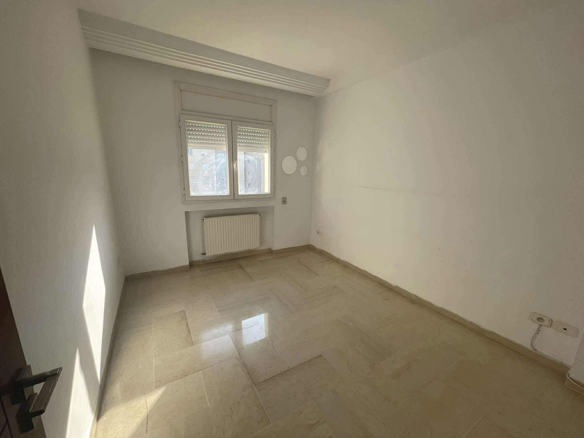 Cite El Khadra Zone urbaine nord Location Appart. 2 pices S1 1100 d centre urbain nord