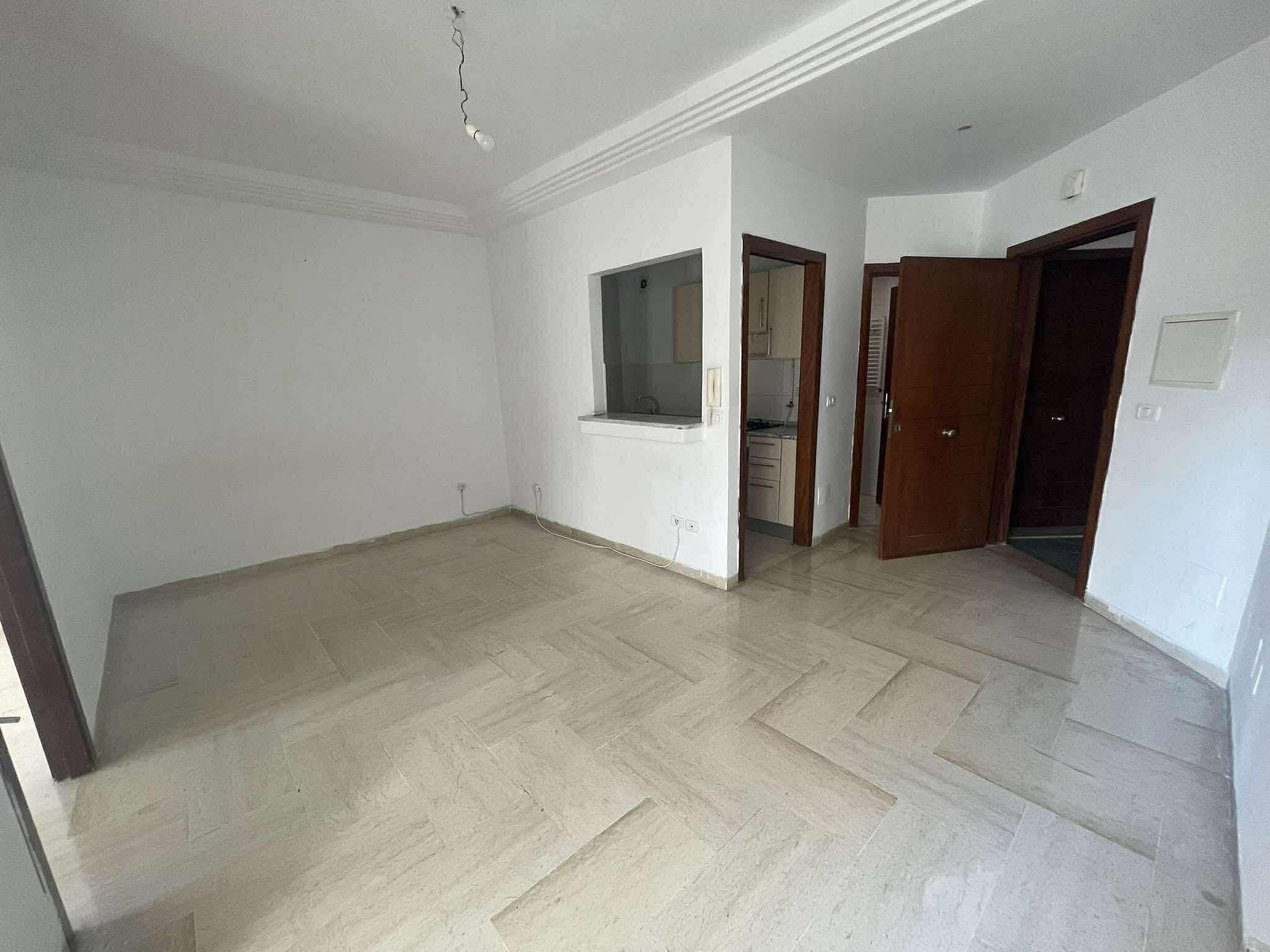 Cite El Khadra Zone urbaine nord Location Appart. 2 pices S1 1100 d centre urbain nord