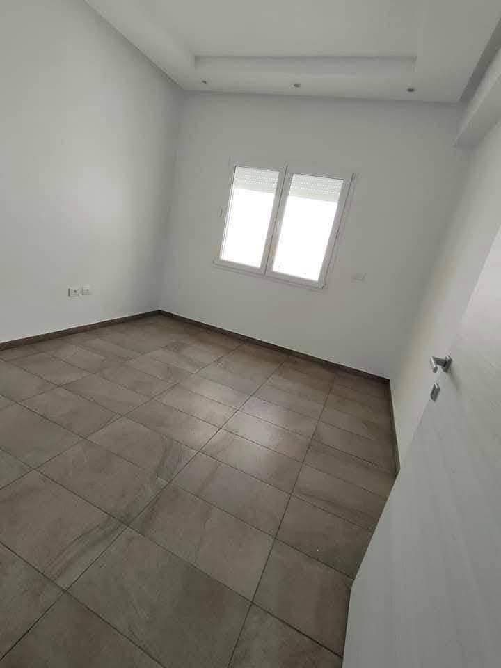 El Menzah El Menzah 9 Location Appart. 4 pices S2 2200d menzah 9c