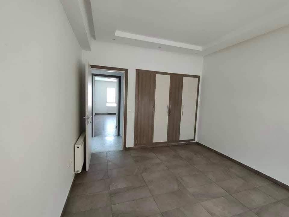 El Menzah El Menzah 9 Location Appart. 4 pices S2 2200d menzah 9c