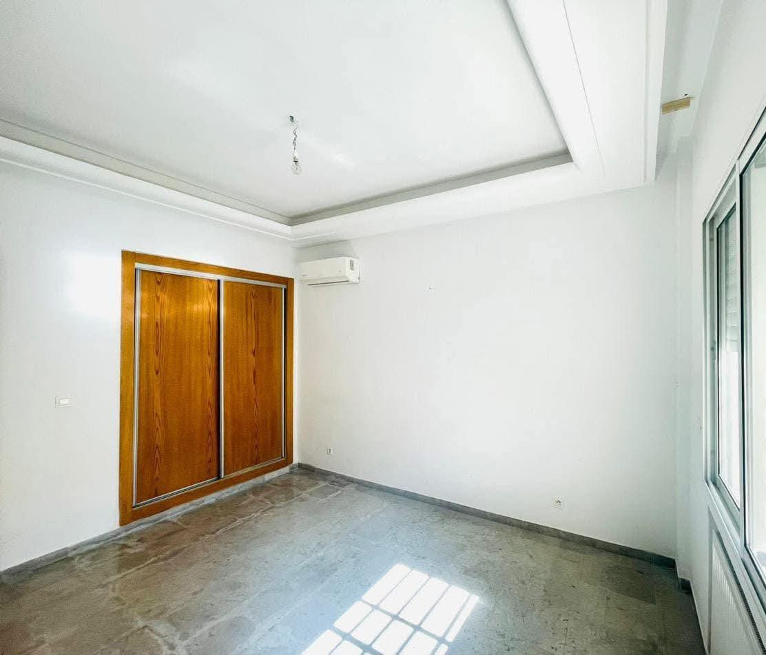 Ariana Ville Cite Ennasr 2 Location Appart. 3 pices S2 1600d de hst  ennasr 2