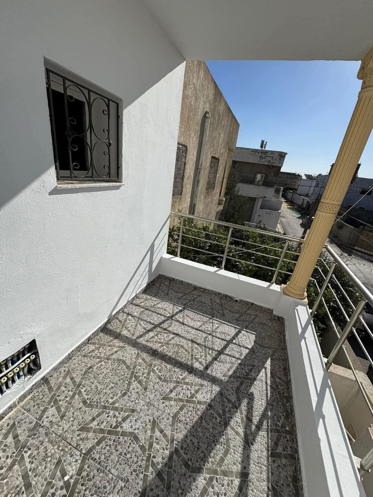 Ariana Ville Riadh Landlous Location Duplex Duplex  l'etage 950 d  riadh el andalous