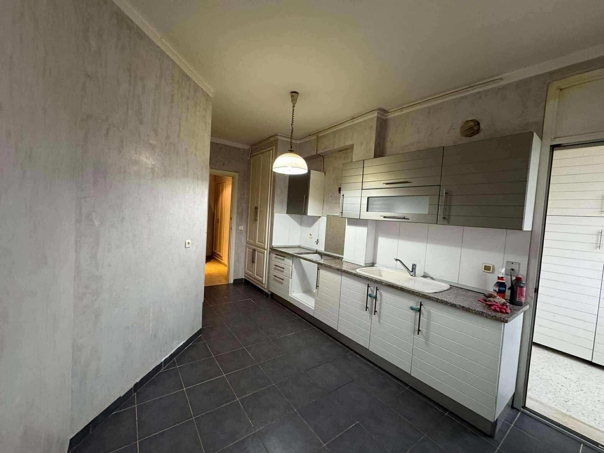Ariana Ville Riadh Landlous Location Appart. 3 pices S2 950d riadh andalous