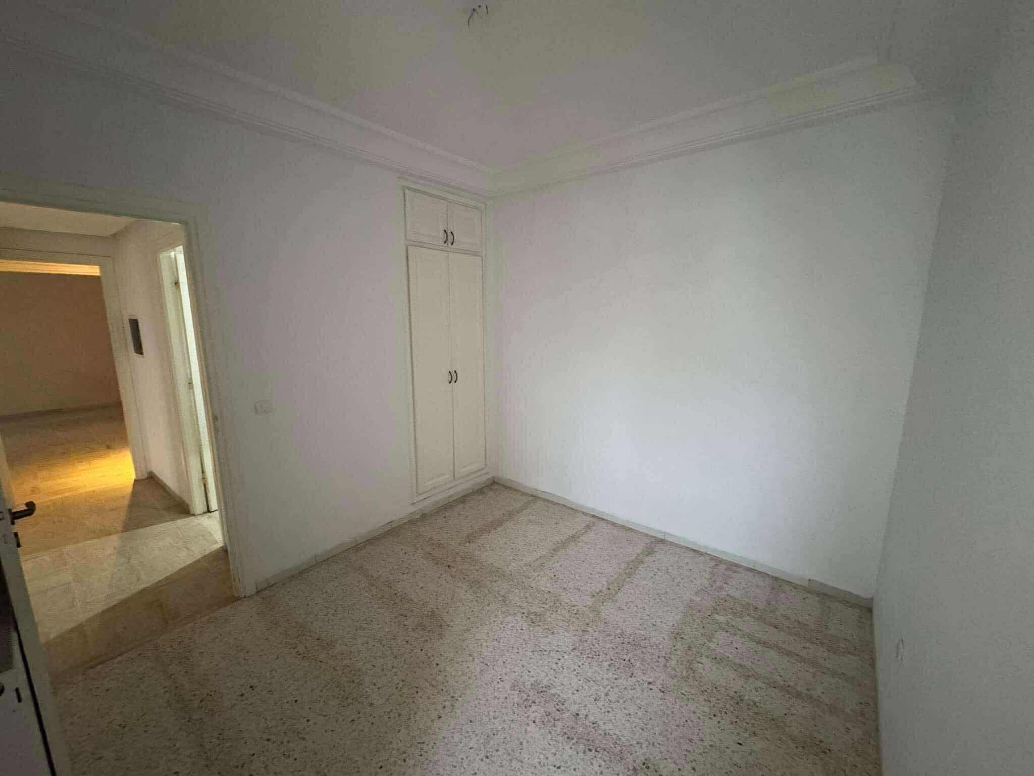 Ariana Ville Riadh Landlous Location Appart. 3 pices S2 950d riadh andalous