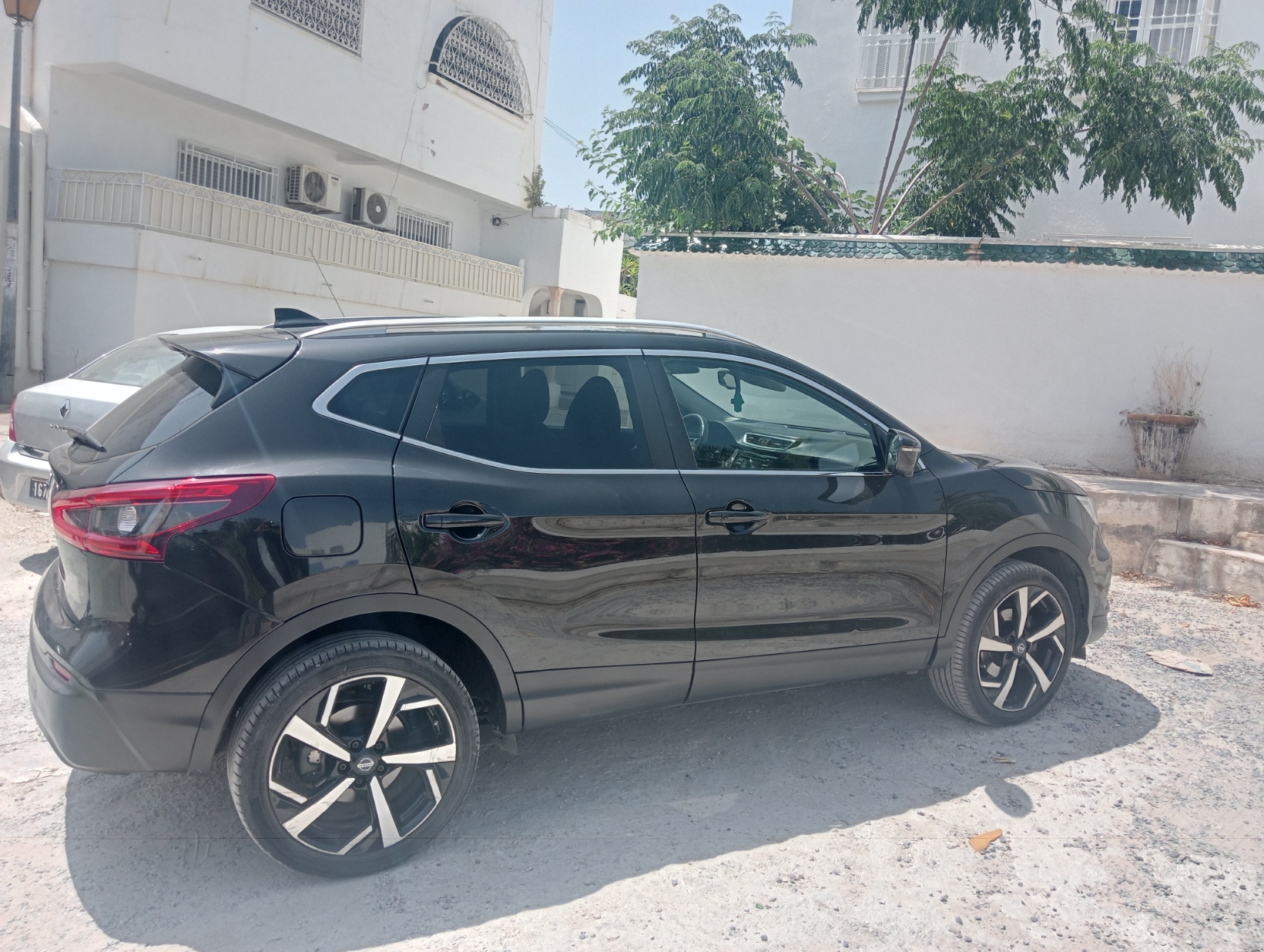 Ariana Ville Ariana Nissan Qashqai Nissan qashqai