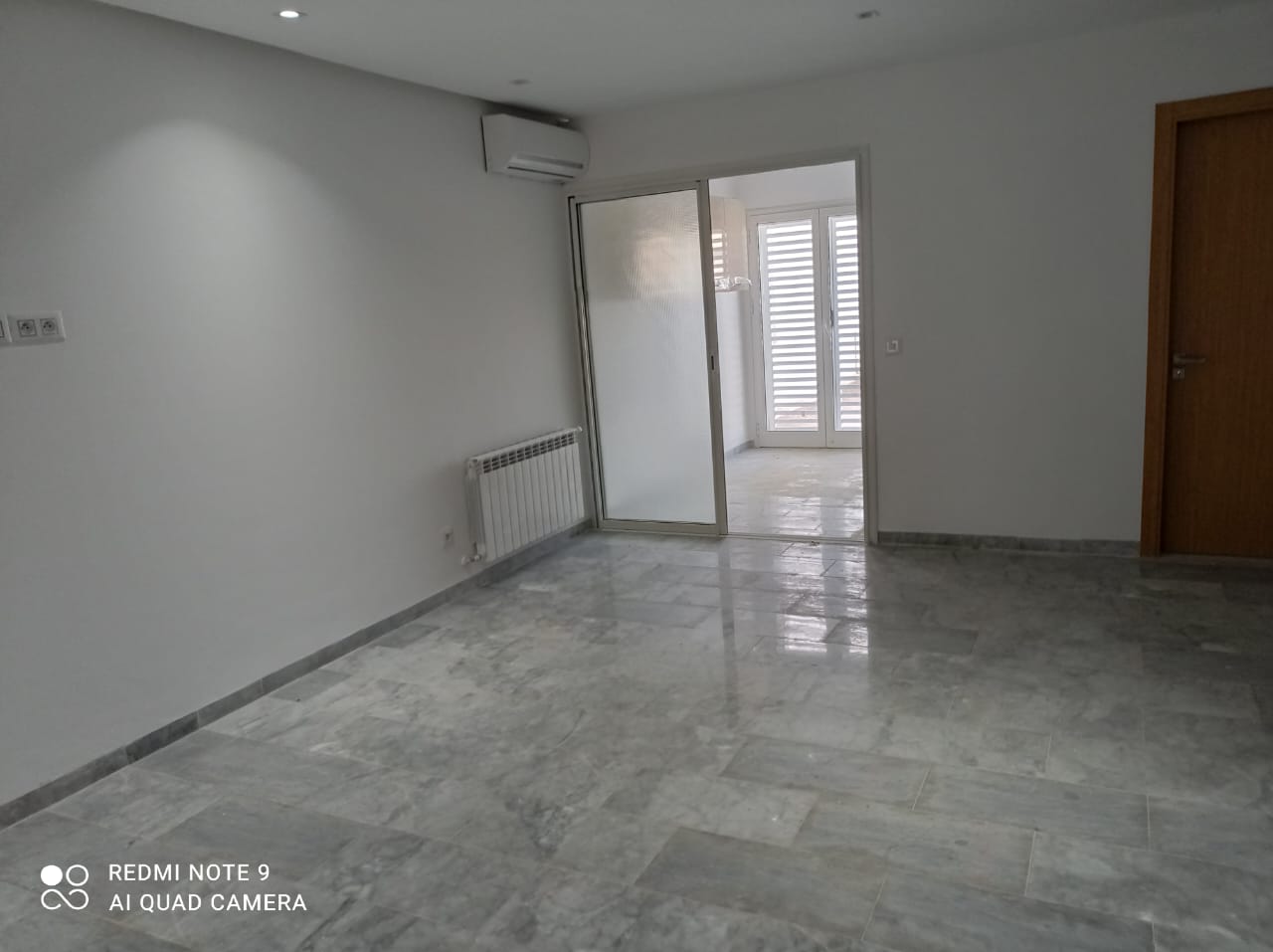 Ariana Ville Cite Ennasr 2 Location Appart. 2 pices Ennasr 2 appart s 2  place park terrasse et jardin